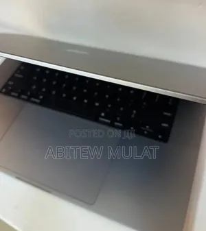 New Laptop Apple MacBook Pro 2021 M1 32GB Apple M1 Pro SSD 512GB