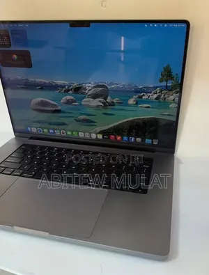 New Laptop Apple MacBook Pro 2021 M1 32GB Apple M1 Pro SSD 512GB