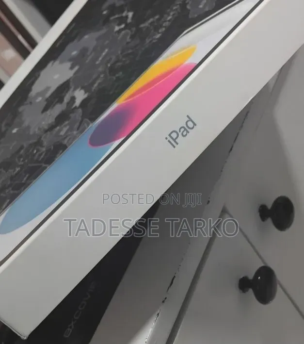 New Apple iPad (2025) 128 GB