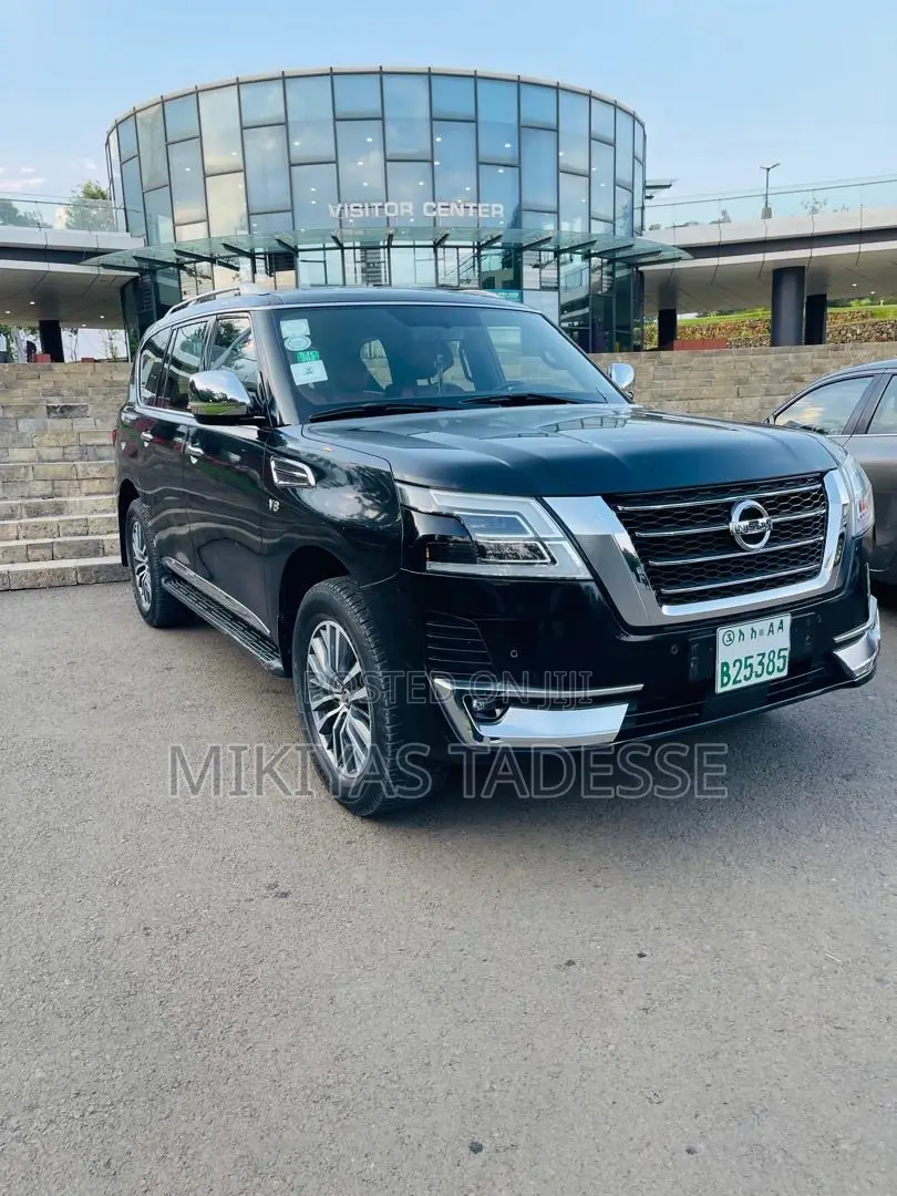 Nissan Patrol V8 VIP SUV Rental With Driver