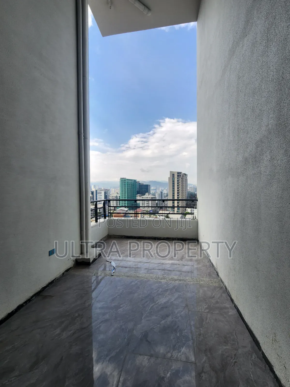 2bdrm Duplex in Bole for sale