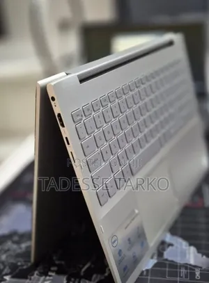 New Laptop Dell Inspiron 15 8GB Intel Core i5 SSD 256GB