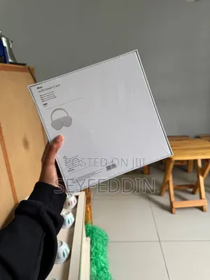 Apple AirPods Max