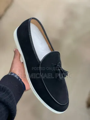 Light Flat Shoes for Events With Best Quality
