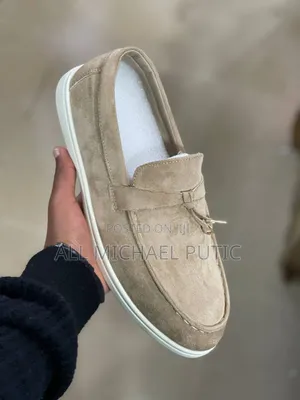 Light Flat Shoes for Events With Best Quality