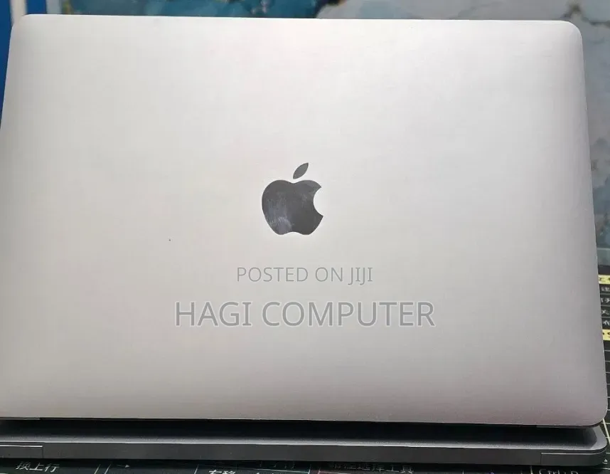 New Laptop Apple MacBook Air 2020 M1 8GB Apple M1 SSD 256GB