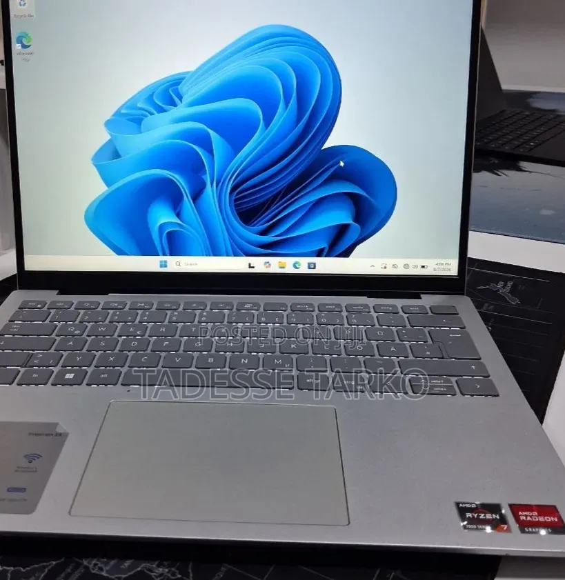 New Laptop Dell Inspiron 14 16GB AMD Ryzen 7 SSD 1T