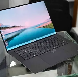 New Laptop Dell XPS 15 16GB Intel Core i7 SSD 512GB