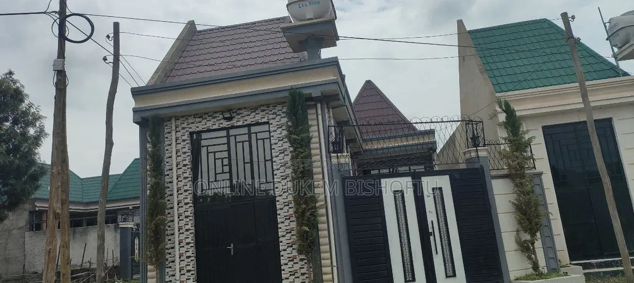 Furnished 8bdrm Villa in Bishoftu Debirezeyet, Oromia-Finfinne for sale