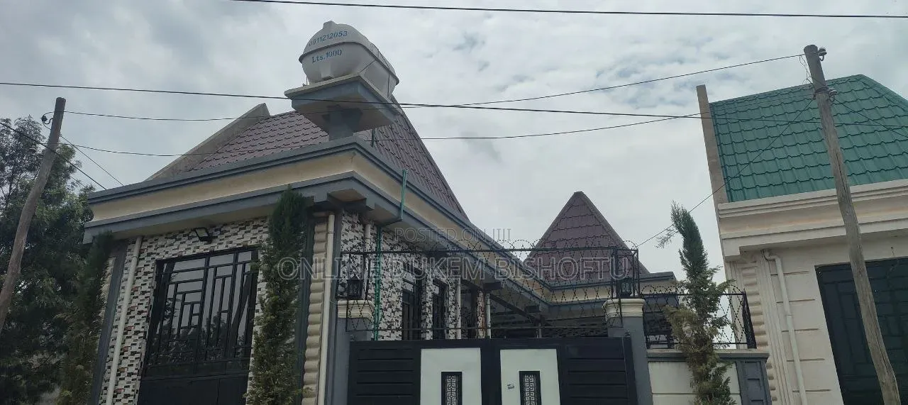 Furnished 8bdrm Villa in Bishoftu Debirezeyet, Oromia-Finfinne for sale