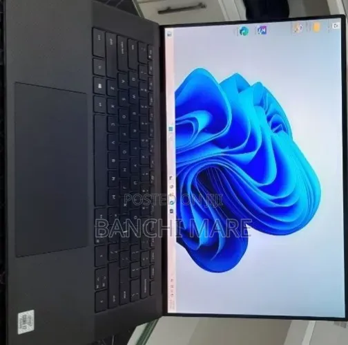 New Laptop Dell XPS 15 16GB Intel Core i7 SSD 512GB