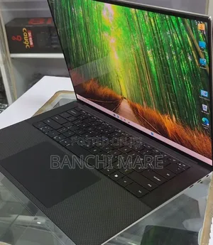 New Laptop Dell XPS 15 16GB Intel Core i7 SSD 512GB