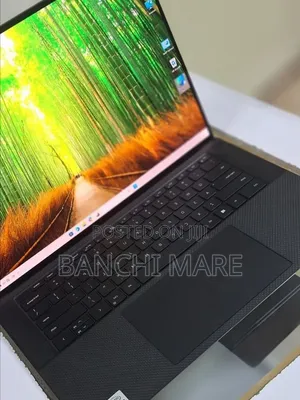 New Laptop Dell XPS 15 16GB Intel Core i7 SSD 512GB