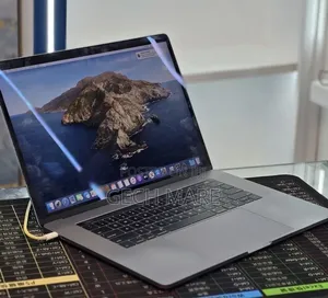 New Laptop Apple MacBook 2018 32GB Intel Core i5 SSD 1T