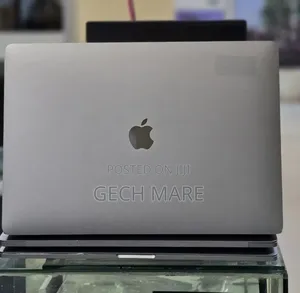 New Laptop Apple MacBook Pro 2017 16GB Intel Core i7 SSD 512GB