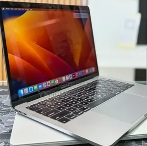 New Laptop Apple MacBook Pro 2017 16GB Intel Core i5 SSD 256GB