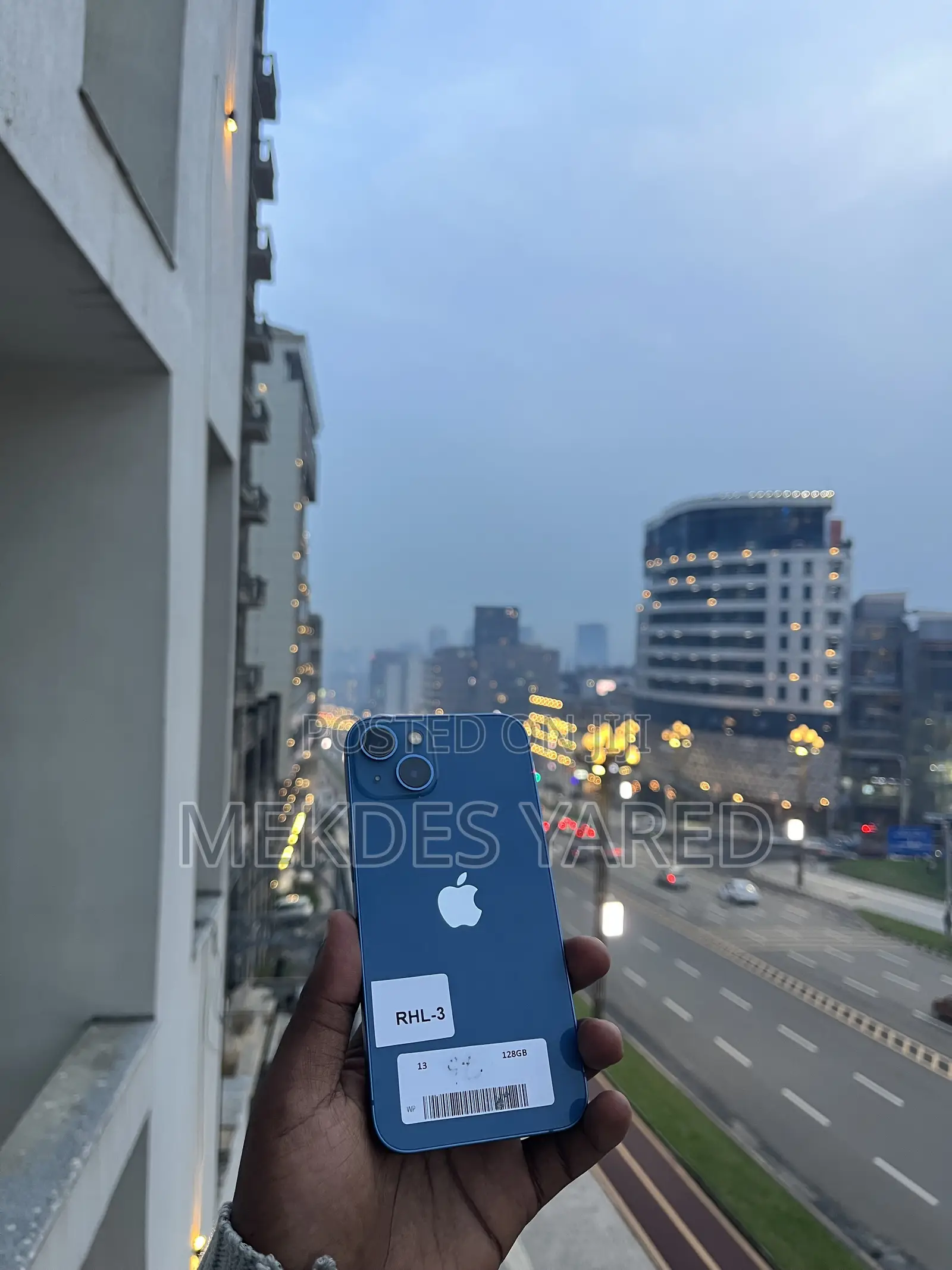 New Apple iPhone 13 128 GB Blue