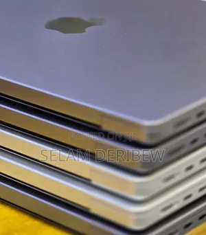 New Laptop Apple MacBook Pro 32GB Apple M1 Pro SSD 512GB