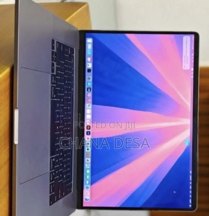 New Laptop Apple MacBook Pro 2018 32GB Intel Core i9 SSD 2T