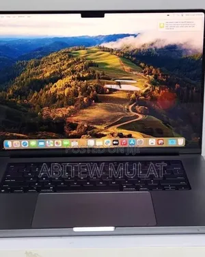 New Laptop Apple MacBook Pro 2021 M1 32GB Apple M1 Pro SSD 512GB