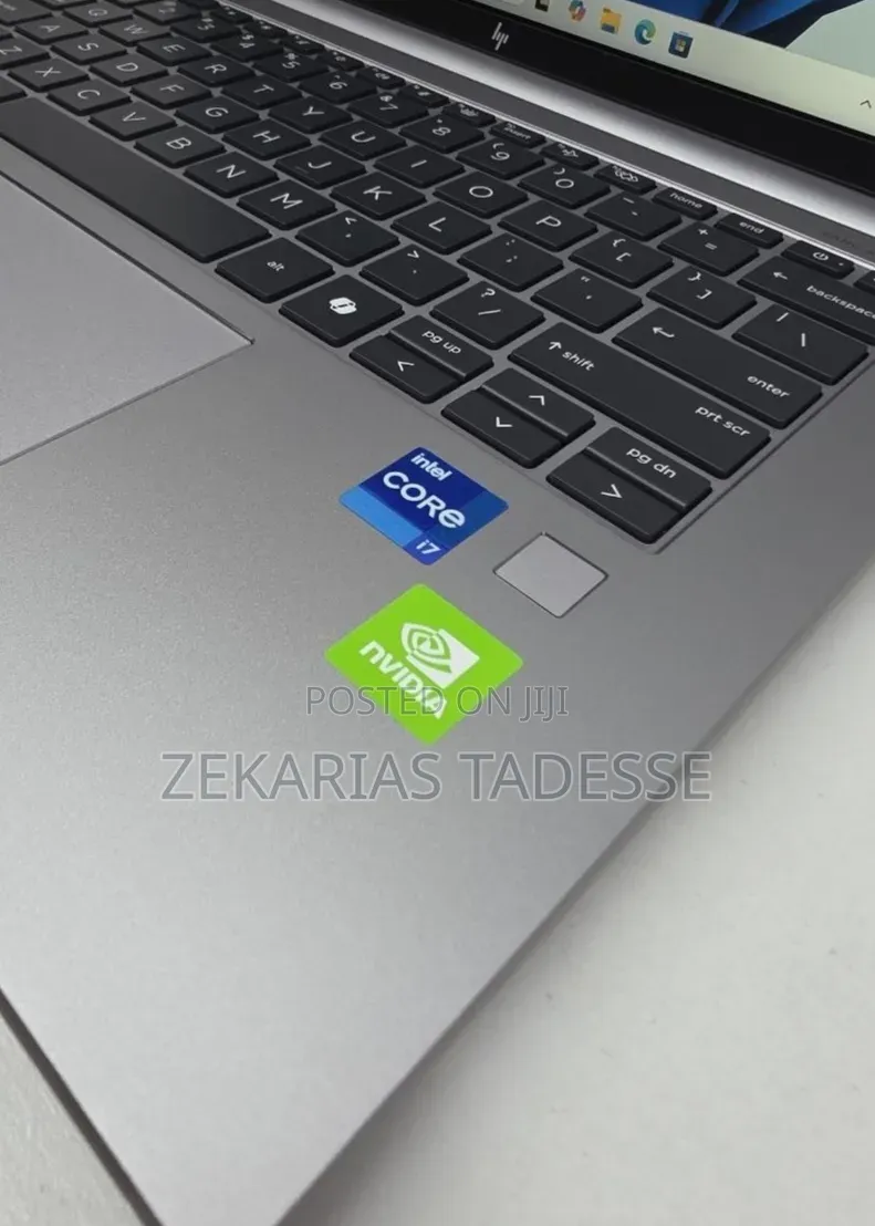 New Laptop HP ZBook Firefly 16inch G9 16GB Intel Core i7 SSD 512GB
