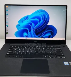 New Laptop Dell XPS 15 16GB Intel Core i7 SSD 512GB