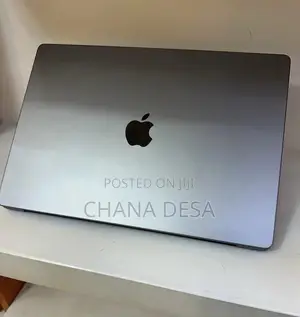 New Laptop Apple MacBook Pro 2020 M1 32GB Apple M1 Pro SSD 512GB