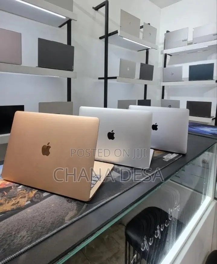 New Laptop Apple MacBook Air 2020 M1 8GB Apple M1 SSD 256GB