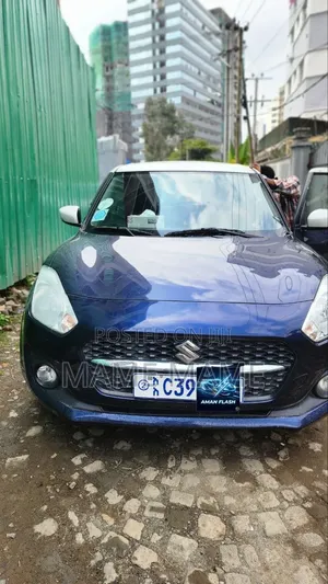 Suzuki Swift 2022 Blue
