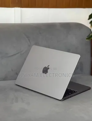 New Laptop Apple MacBook Air 2022 M2 8GB Apple M2 SSD 256GB