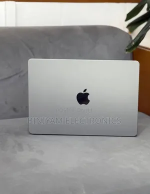 New Laptop Apple MacBook Air 2022 M2 8GB Apple M2 SSD 256GB