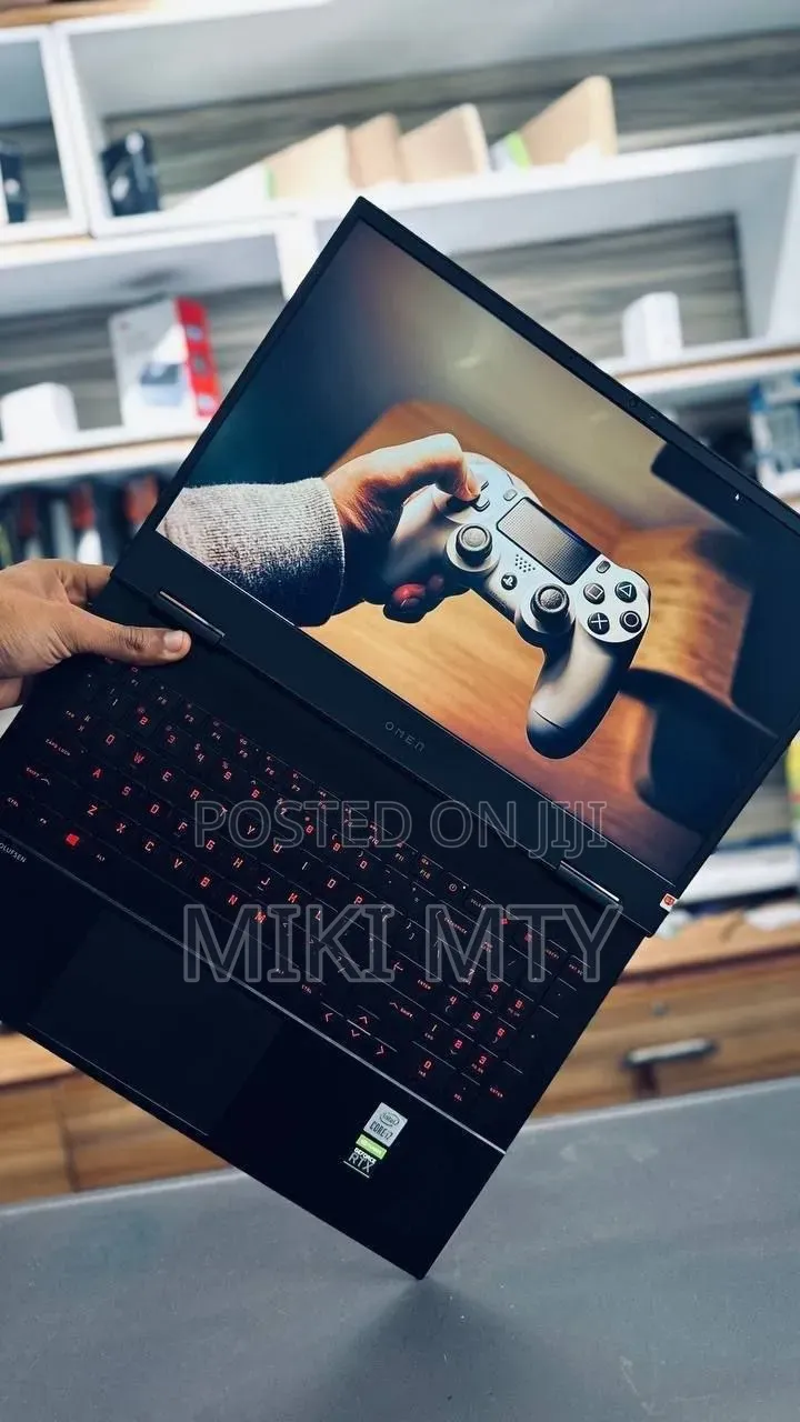 New Laptop HP Omen 15 16GB Intel Core i7 SSD 512GB