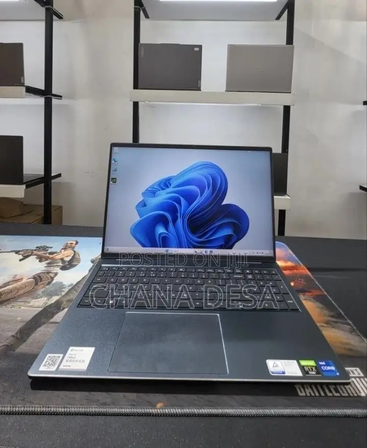 New Laptop Dell Inspiron 15 16GB Intel Core i7 SSD 512GB