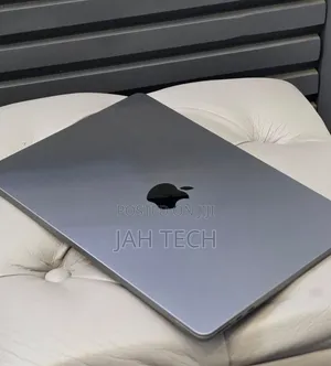 New Laptop Apple MacBook Air 2022 M2 8GB Apple M2 SSD 256GB