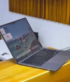 New Laptop Apple MacBook Air 2022 M2 8GB Apple M2 SSD 256GB