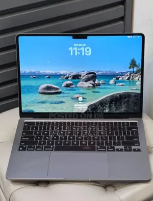 New Laptop Apple MacBook Air 2022 M2 8GB Apple M2 SSD 256GB