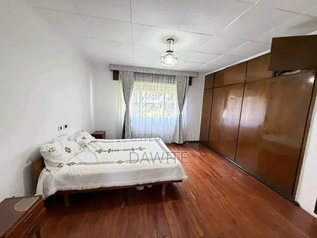 Furnished 3bdrm Apartment in የግል, Bole for sale