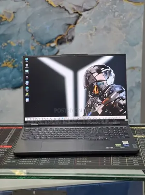 New Laptop Lenovo Legion Pro 7 16GB Intel Core i9 SSD 1T