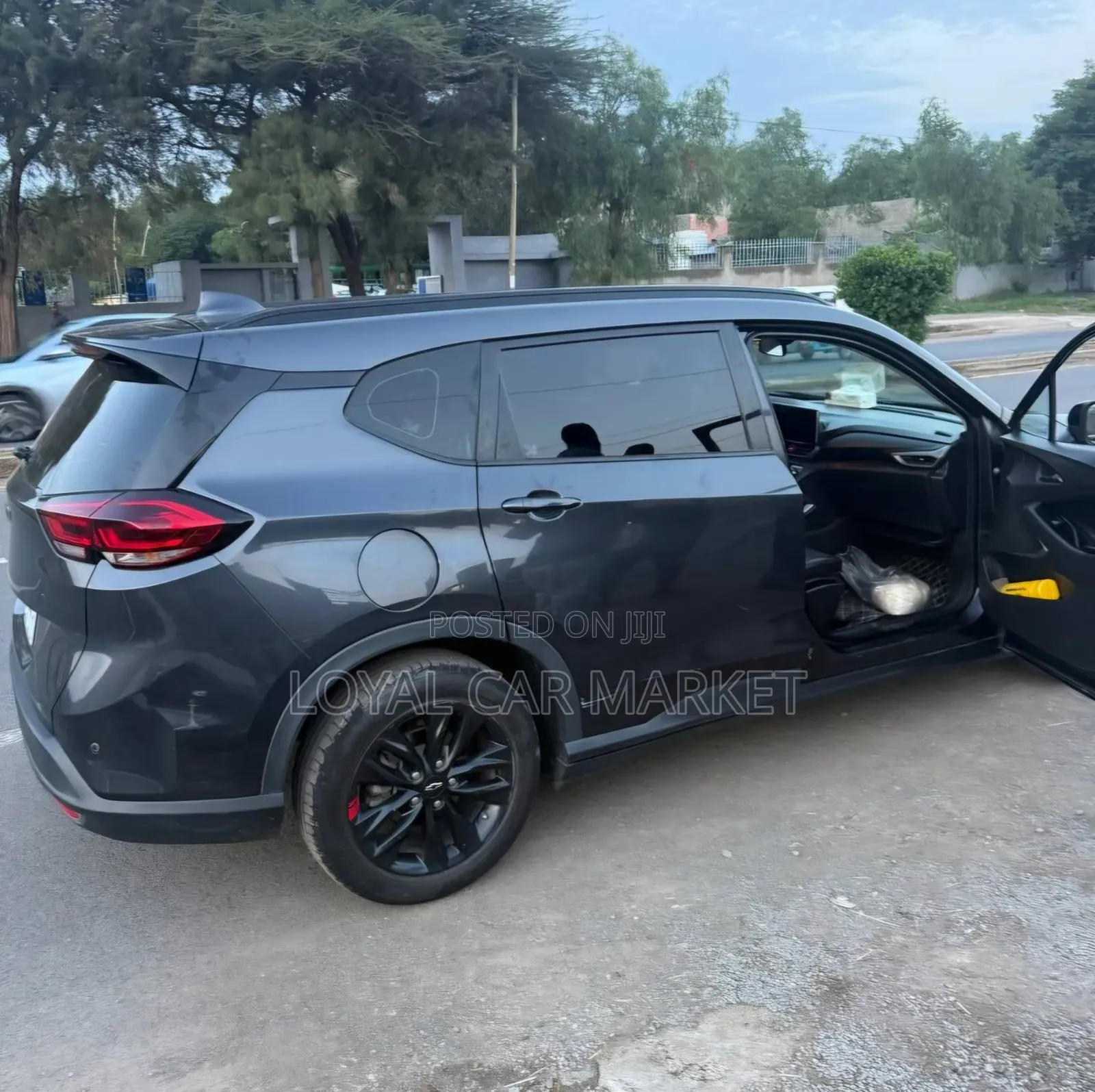 Chevrolet Orlando 2024 Gray