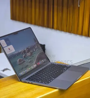 New Laptop Apple MacBook Air 2022 M2 16GB Apple M2 SSD 512GB