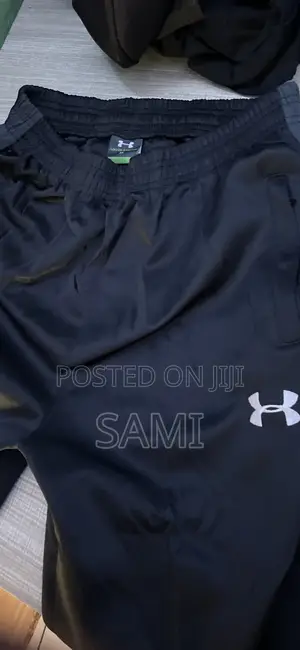 UNDER ARMOUR Track Wear