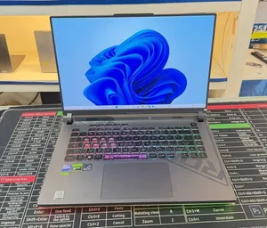 New Laptop Asus ROG Strix G16 G614 16GB Intel Core i9 SSD 1T