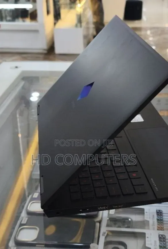 New Laptop HP Omen 15 16GB Intel Core i7 SSD 512GB