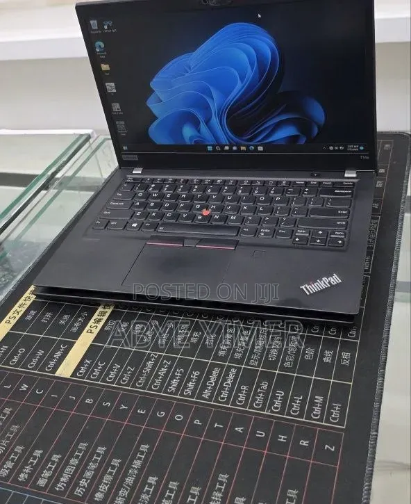 New Laptop Lenovo ThinkPad T14s G4 16GB AMD Ryzen 5 SSD 512GB