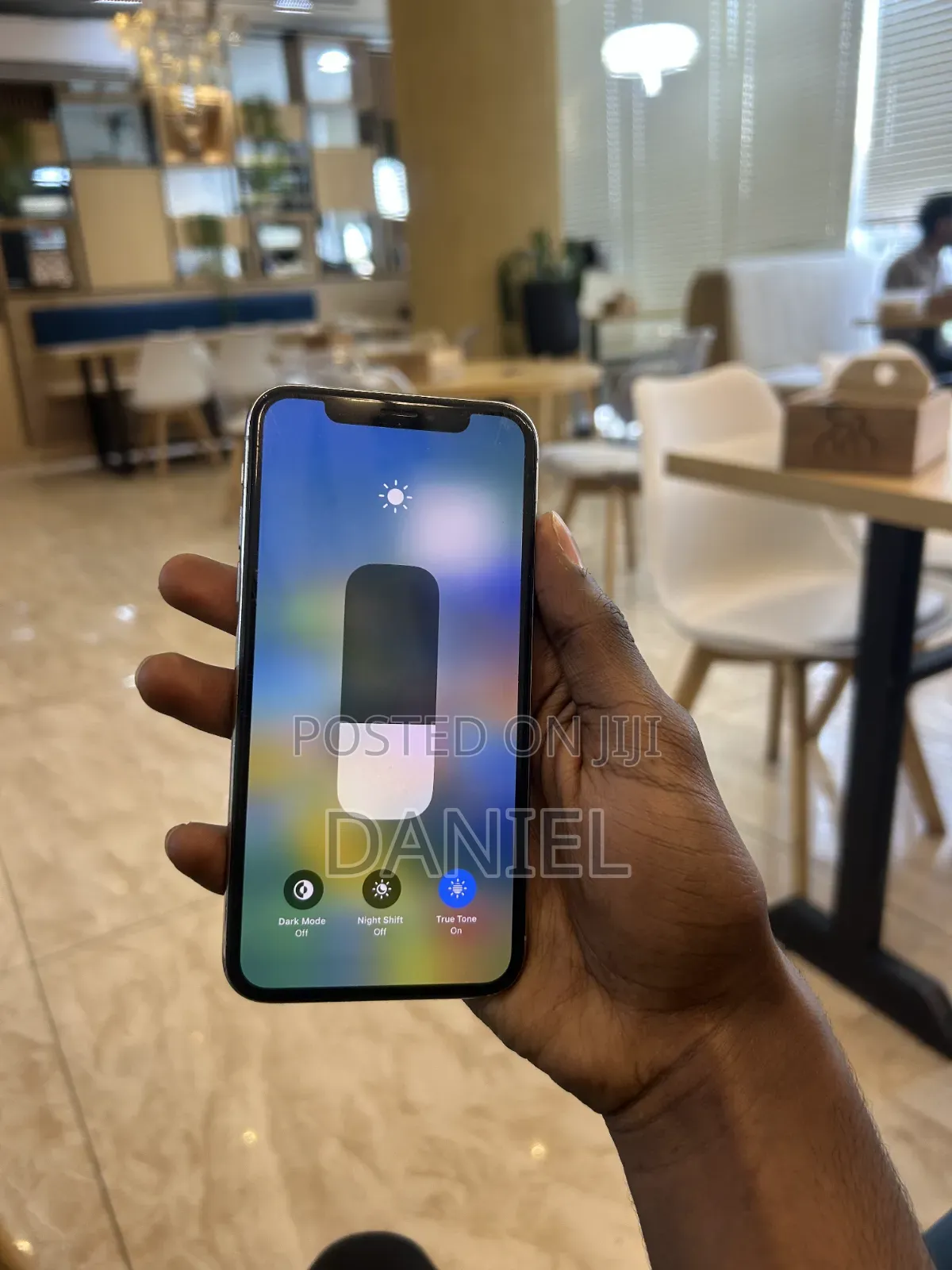 Apple iPhone X 64 GB White