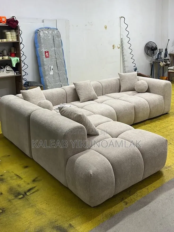 Modern Couchs