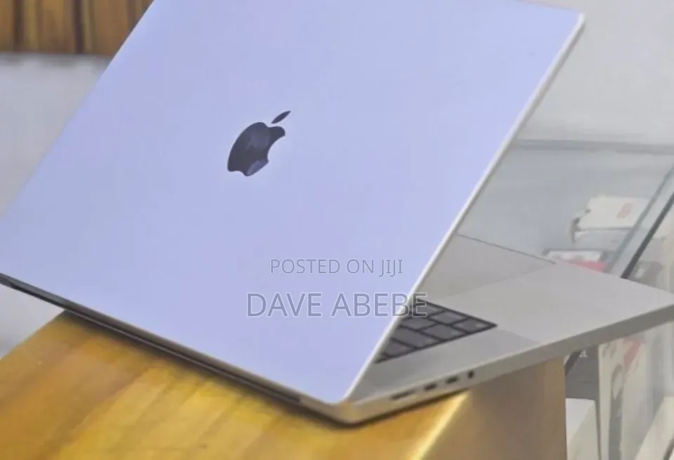 New Laptop Apple MacBook Pro 2021 M1 32GB Apple M1 SSHD (Hybrid) 512GB