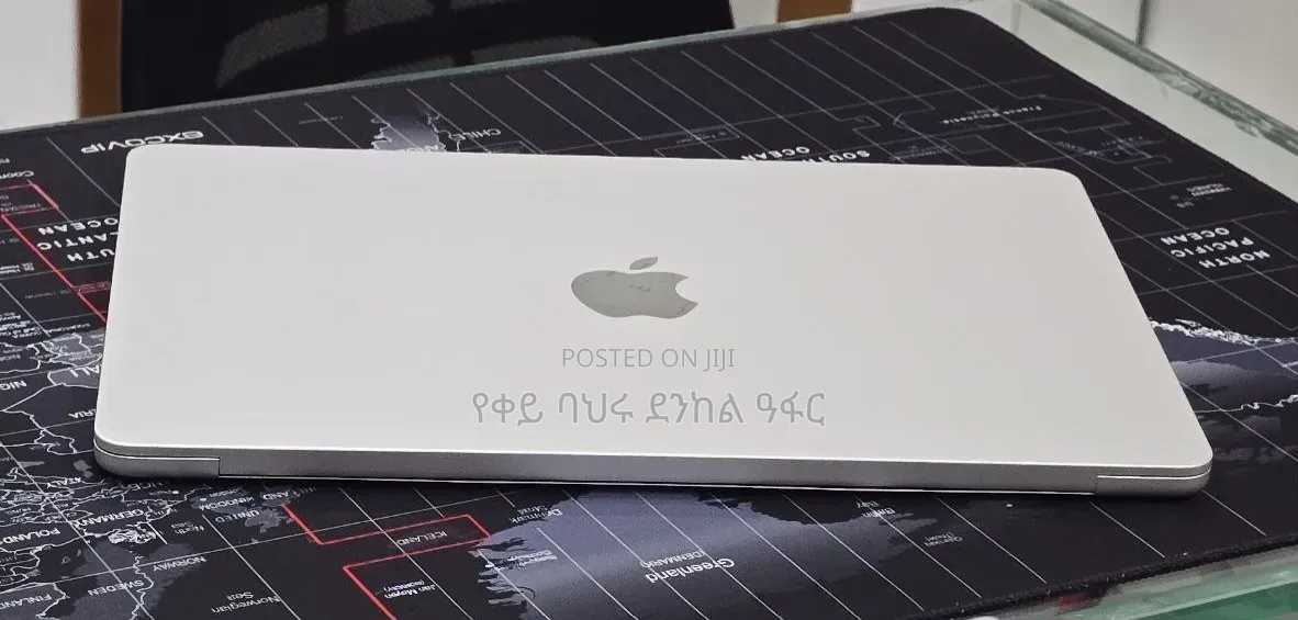 New Laptop Apple MacBook Air 2024 M3 16GB Intel Core M3 SSD 256GB