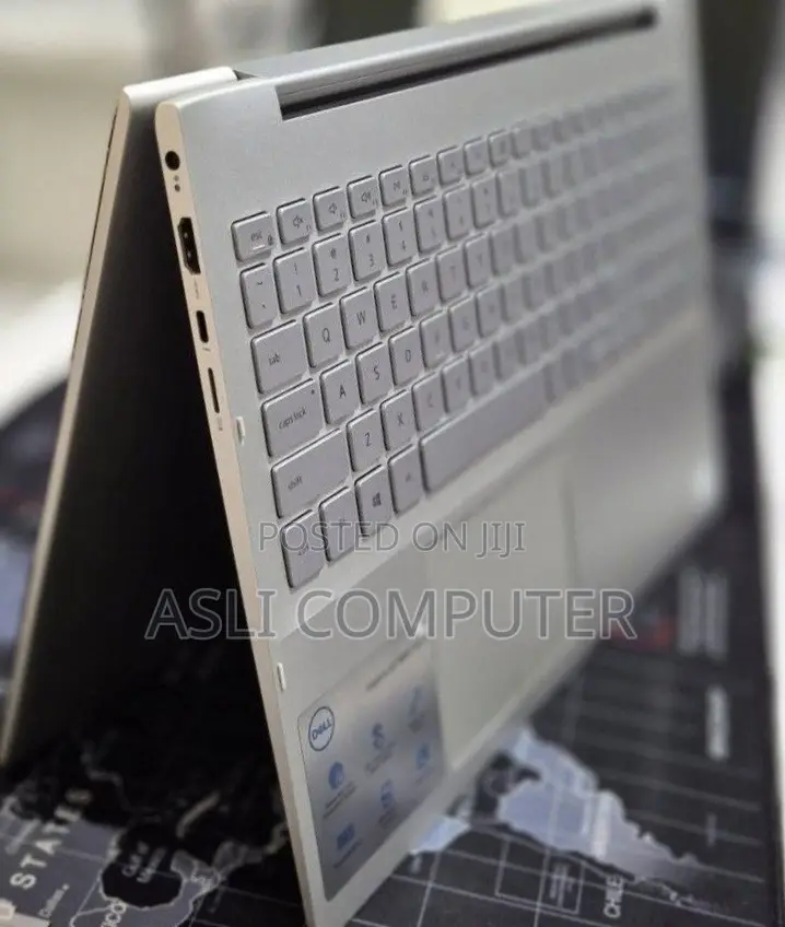 New Laptop Dell Inspiron 15 8GB Intel Core i5 SSD 256GB
