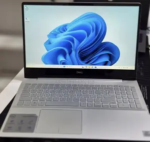 New Laptop Dell Inspiron 15 8GB Intel Core i5 SSD 256GB